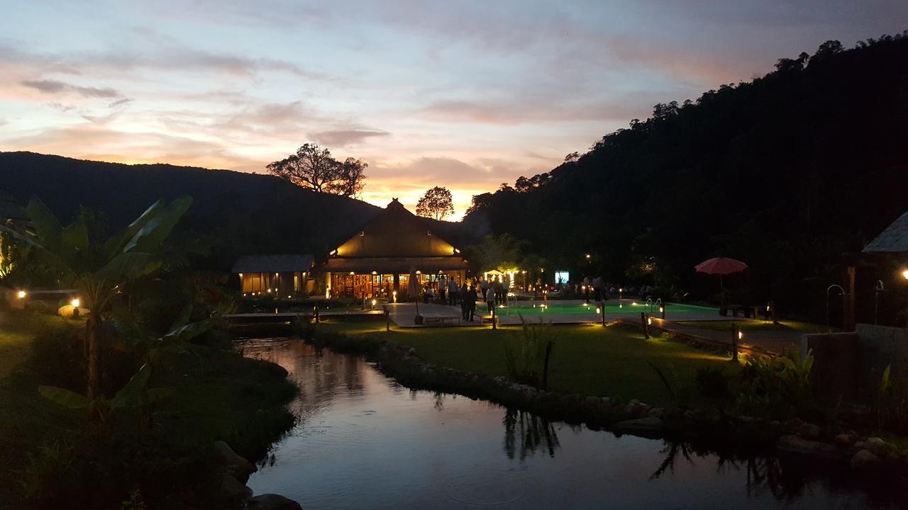 Namkat Yorla Pa Resort Ban Kat  Exterior foto