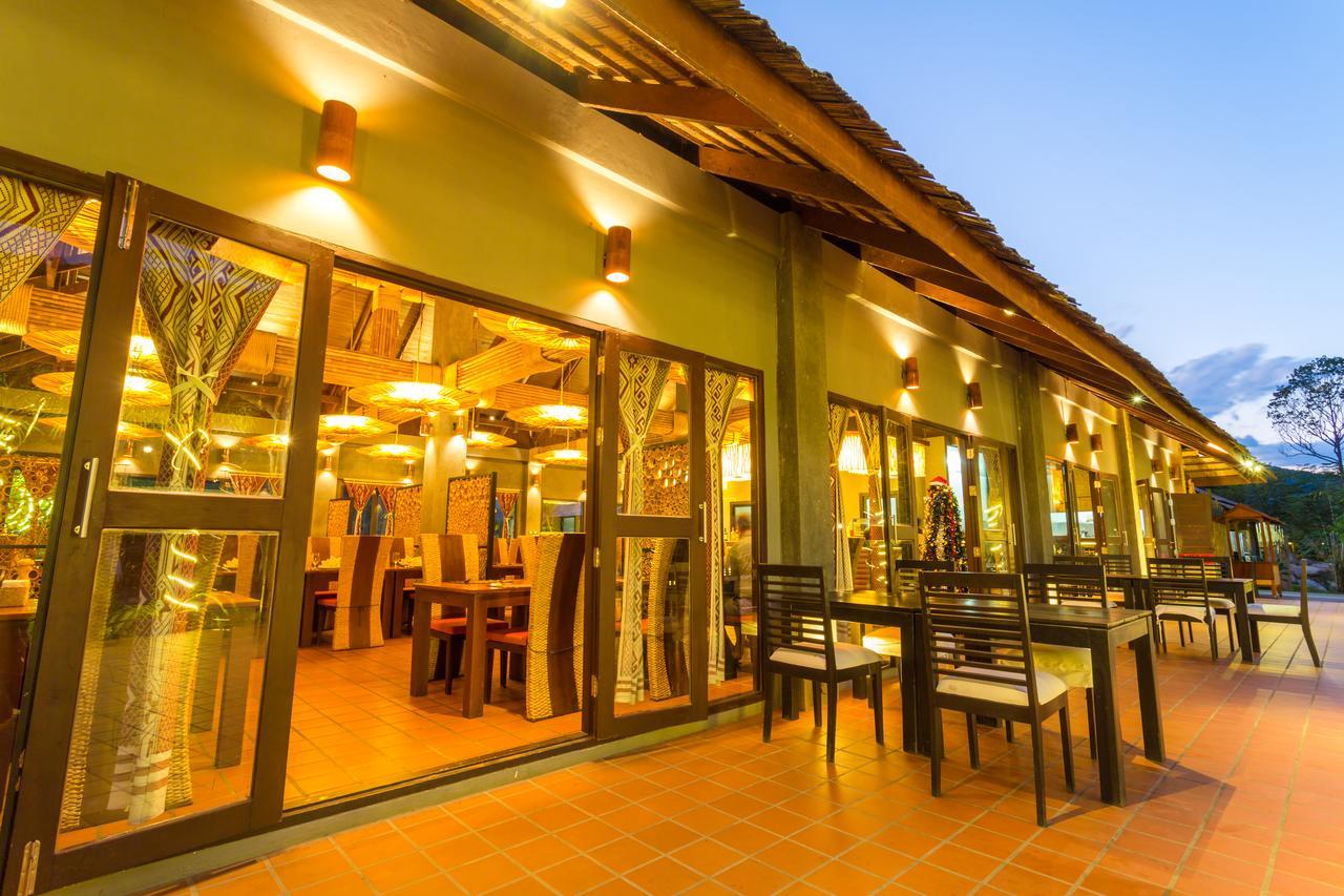 Namkat Yorla Pa Resort Ban Kat  Exterior foto